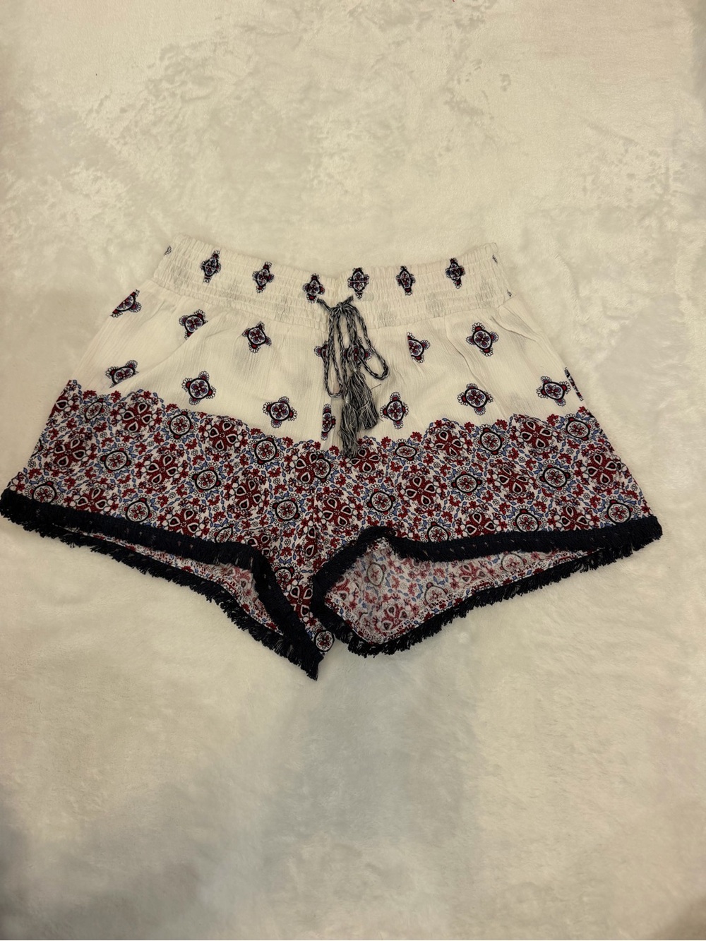 Comfortable Patterned Shorts Bundle (3-Pack) - Picture 6 of 7